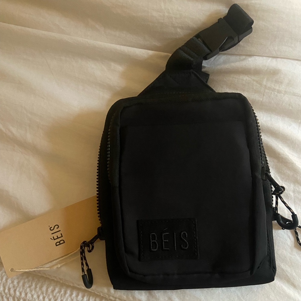Brand New! BEIS All-In-One Sling